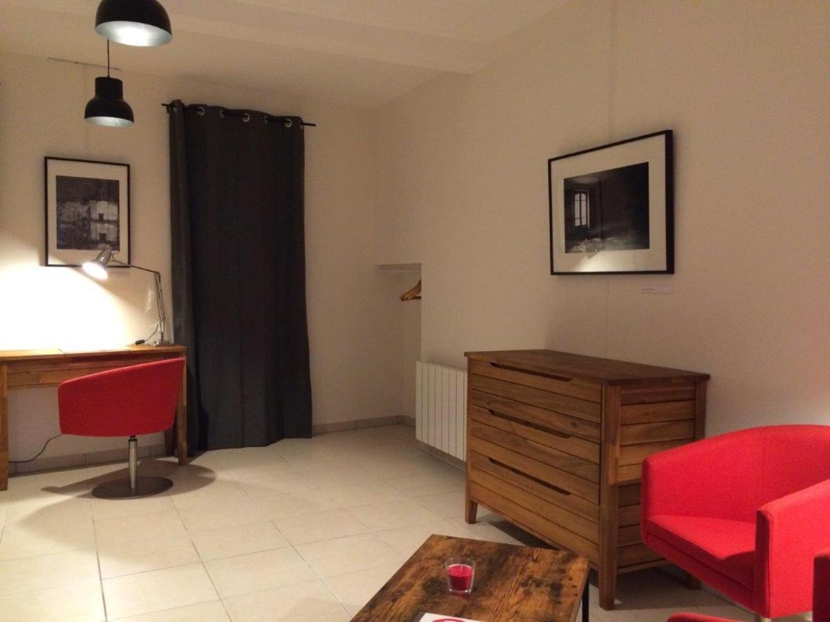 Le Studio Du Chateau Auriac-sur-Vendinelle المظهر الخارجي الصورة